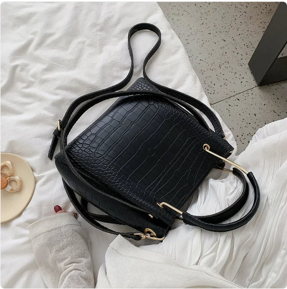 Retro Crocodile Leather Shoulder Bag