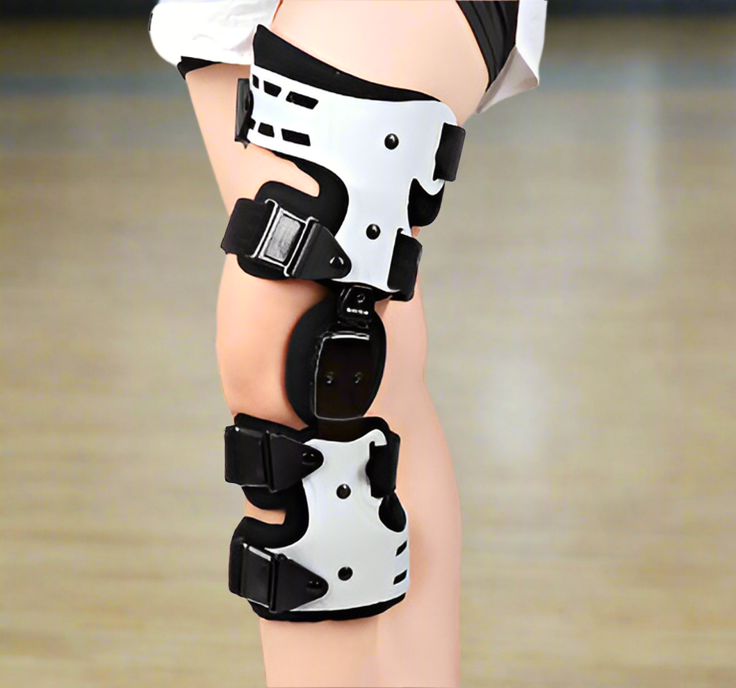 Knee Brace PRO+ by NEENCA° (Medical Sports Grade)